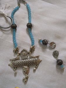Product Name: Divine Elegance - Ganesh Pendant Ne
