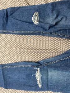 Roadster Ripped Knee Jeans