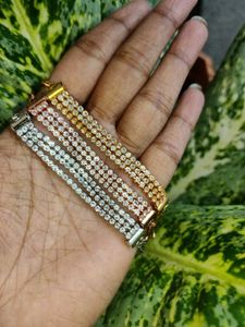 Sparkling Adjustable Bracelet Set