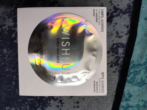 Huda Beauty Mascara Sample Card + Wishful Serum C