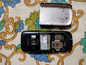 **On Offer**Used Nokia mobile Without Battery And Charger