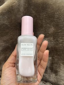 Glow recipe watermelon pink juice moisturiser