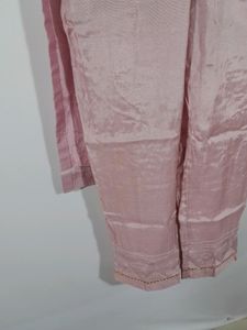 Pink Emblished Kurta Set (Women&#39;s)