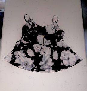Spaghetti Back &amp; White Crop Top Floral Design