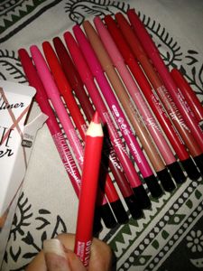 Super Matte Lip Liner Set