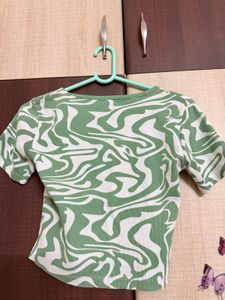 Green Swirl Crop Top