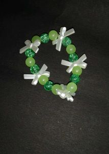 Green Beaded Bow Bracelet