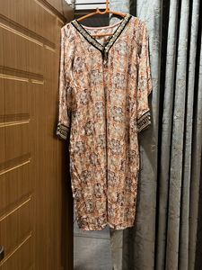 Beautiful  Kurta With Black Velvet Lace
