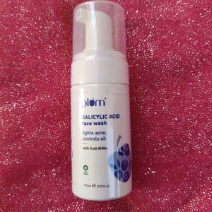 Plum Salicylic Acid Face Wash