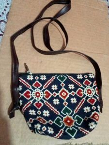 Ikkat Print Sling Bag