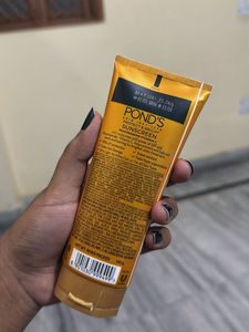 Pond&#39;s Sun Miracle Protect &amp; Bright SPF 55