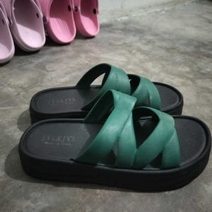 Green JYL&amp;JYL Flats &amp; Sandals