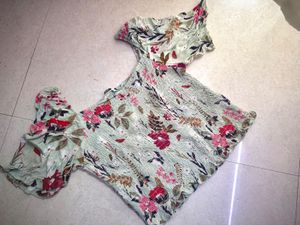 Floral Print Smocked Tops