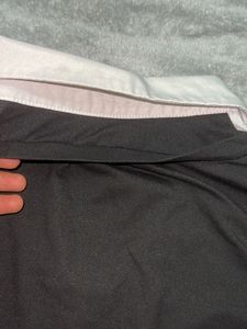 Chic Black &amp; White Collared Top