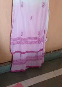 White Embroidered Kurta With  Chiffon Chunni