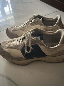 New Balance 327 Sneakers