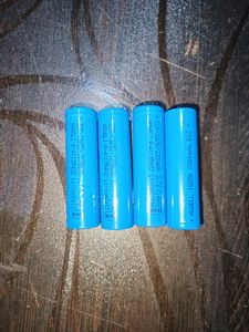 Lithium Ion Battery 3.7 Volt 2200 Mah