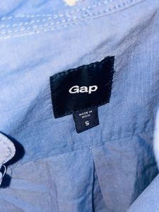 GAP Men's Blue Button-Down Shirt
