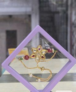Elegant Green &amp; Gold Bracelet Rakhi