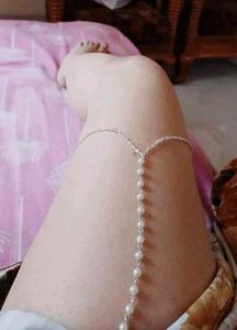 &#34;Town Of Trinkets&#34; Pearl Drop Thigh Chain