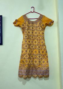 yellow beautiful dress set