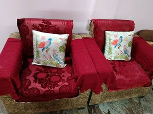 five beautiful custion covers