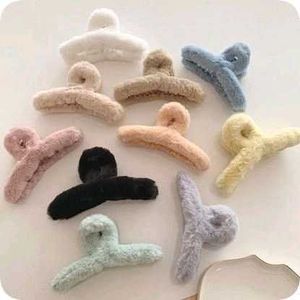 Fuzzy Claw Hair Clip (Get One For 80)