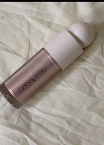 RARE BEAUTY HIGHLIGHTER