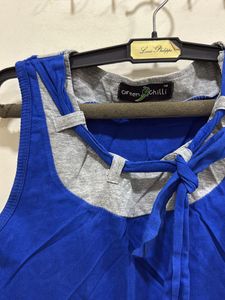 Pretty high low blue top 🦋