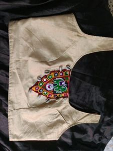 Sleeveless Blouse With Sequence Work