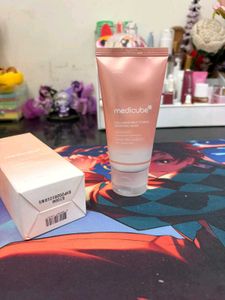 Medicube Milk Toning Wrapping Mask