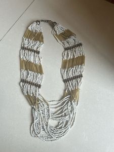 Very Pretty Necklace To Wear On Saree Suits And