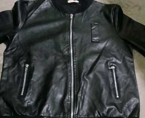 bomber Black leather jacket