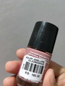 Color Essence Nail Polish