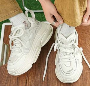 White Chunky Sneakers Z BLUE 🔥