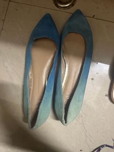 41 Size Banana Republic Bellies