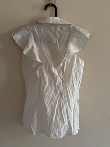 Frill Sleeveless Shirt