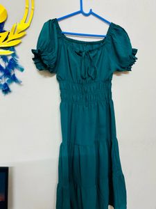 Chic Green Dress