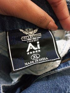 NEW BOOTCUT HIGHWAISTED JEANS