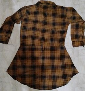 A TRENDY TOP