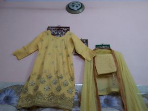 Suit Set Yellow