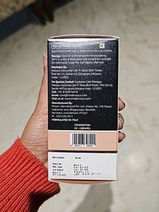 Derma Co Foundation Shade 04 Caramel