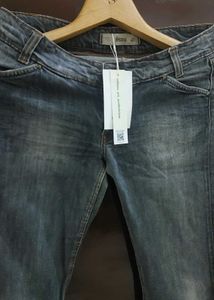 Bootleg Wide-leg Jean