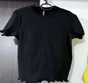Sassafras Women Black Fitted Top