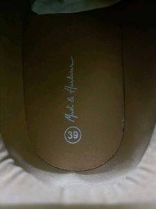 Stylish Mast And Harbour Casual Shoes