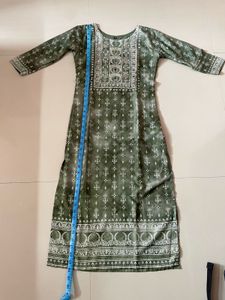 Green Kurti
