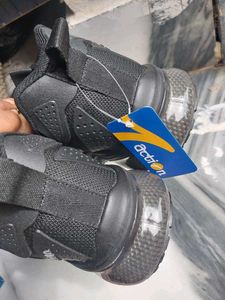 New Action Black Shoes Sports
