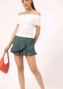 Off-shoulder Brand New Top