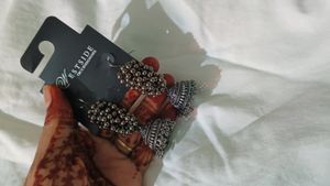 West Side Earrings Each 350