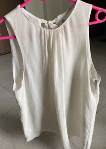 H&M Ivory Sleeveless Top – Size 38
